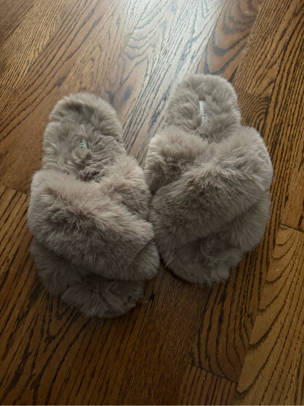 Aeropostale Plush Cross-Band Faux Fur Slippers - Taupe